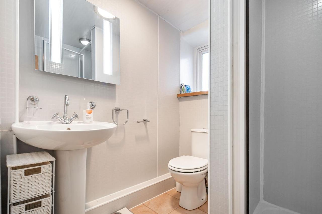 Amazing Apartments - Torphichen Place By Haymarket Edimburgo Esterno foto