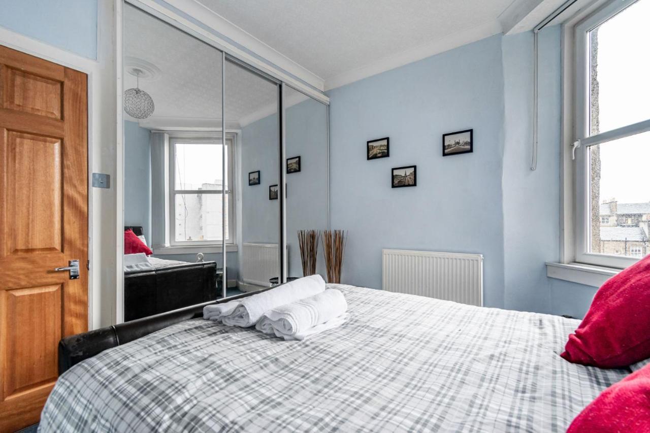 Amazing Apartments - Torphichen Place By Haymarket Edimburgo Esterno foto