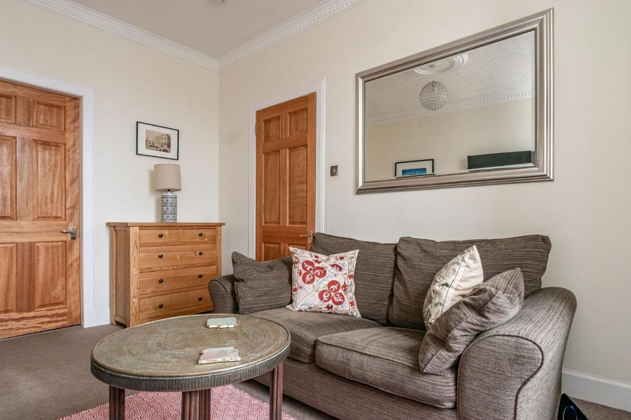 Amazing Apartments - Torphichen Place By Haymarket Edimburgo Esterno foto